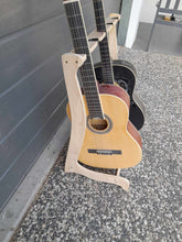 Load image into Gallery viewer, SOULD OUT AT THE MOMENT Guitar Rack for 5 Acoustic Guitars - 15cm gaps