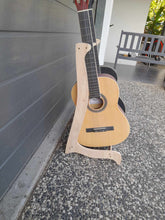 Load image into Gallery viewer, SOULD OUT AT THE MOMENT Guitar Rack for 5 Acoustic Guitars - 15cm gaps