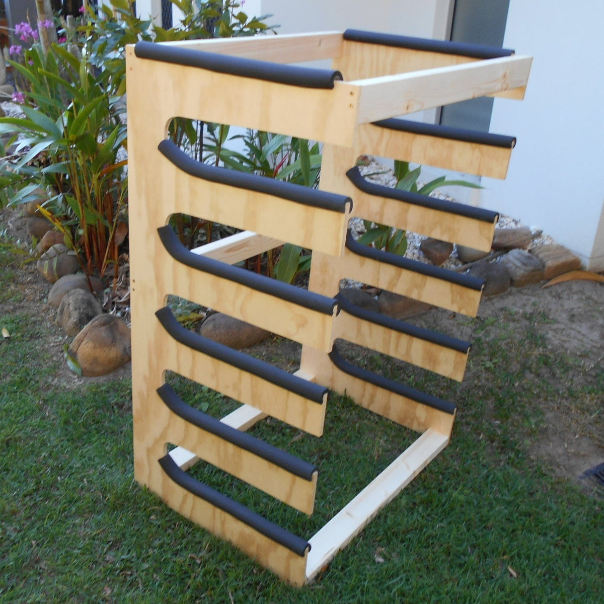 Horizontal 6 Surfboard rack (12cm slots) – Eco Racks